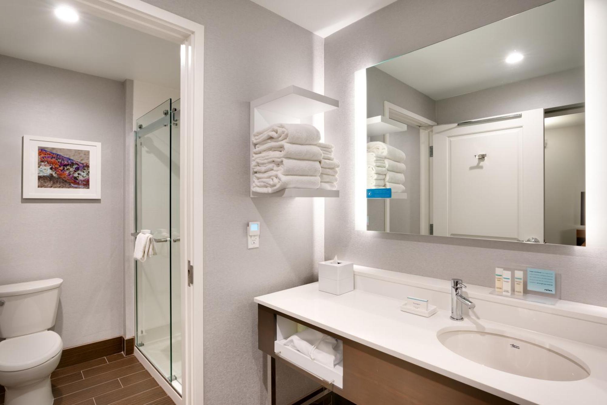 Hampton Inn & Suites Anaheim Resort Convention Center Dış mekan fotoğraf